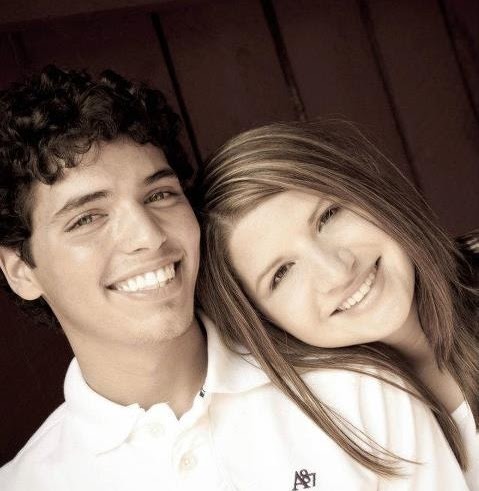 Amanda Eaton Photo 41