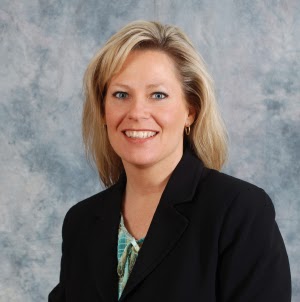 Stephanie Howard Photo 15