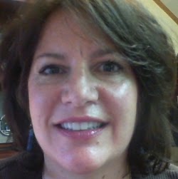 Linda Andersen Photo 33