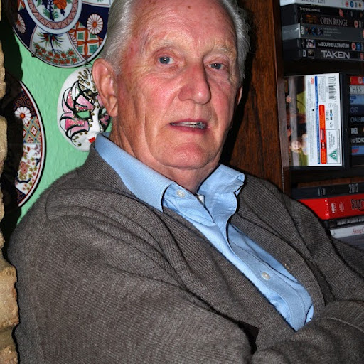 Robert Thorne Photo 45
