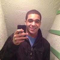 Ian Gonzalez Photo 14