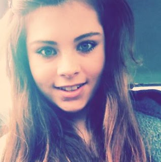 Megan Dyer Photo 44