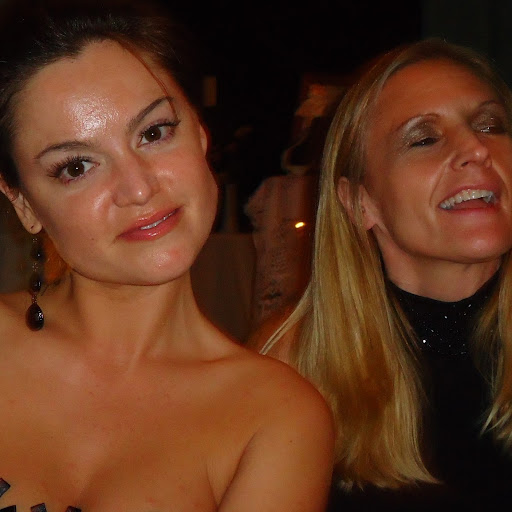 Jennifer Swanson Photo 49