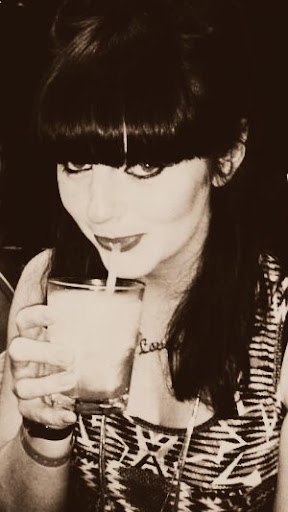Claire Reid Photo 13