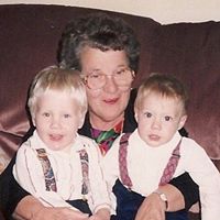 Evelyn Richards Photo 8