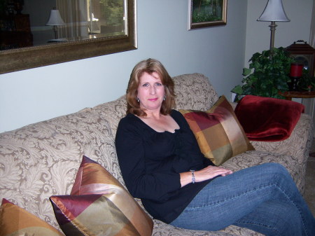 Lori Blackburn Photo 30
