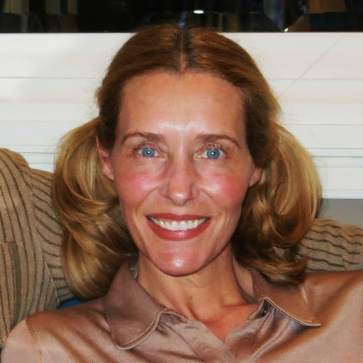 Erika Allen Photo 7