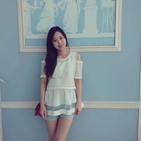 Amy Kan Photo 10