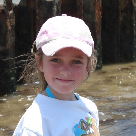 Emily Bagwell Photo 21