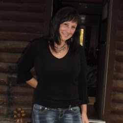Janet Marshall Photo 29