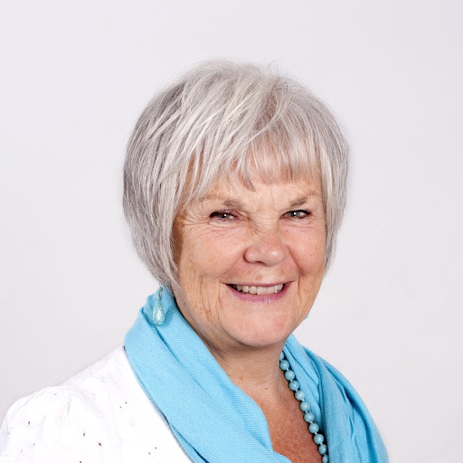 Susan Luther Photo 35