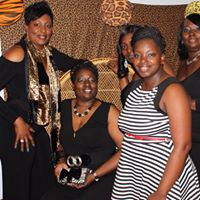 Juanita Warren Photo 6