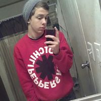 Dakota Young Photo 6