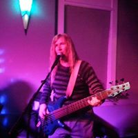 Daniel Lynch Photo 24