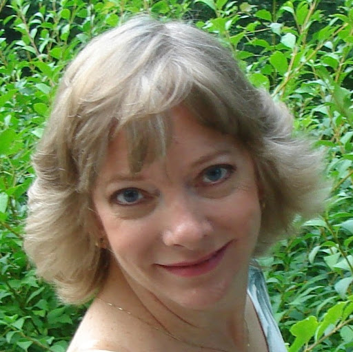 Denise Schubert Photo 26
