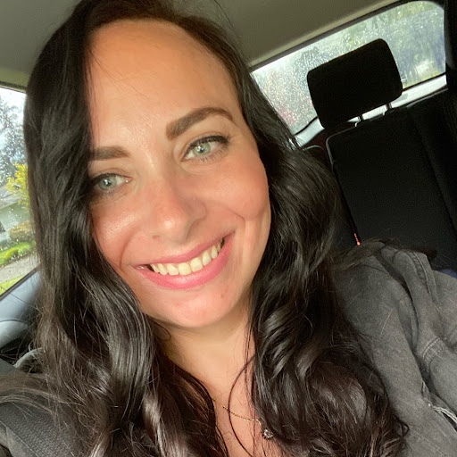 Amy Patton Photo 15
