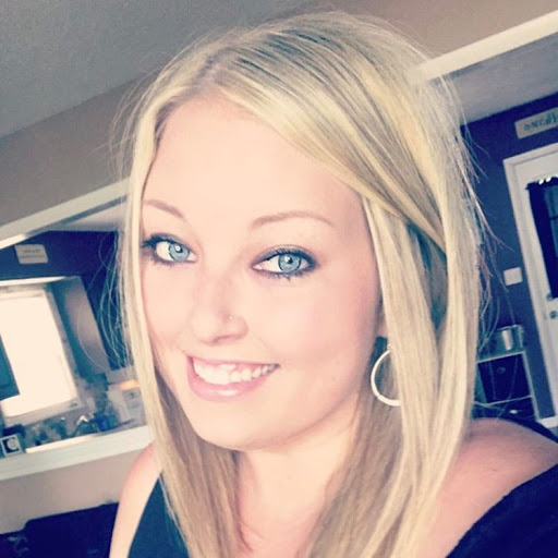 Amanda Prather Photo 26