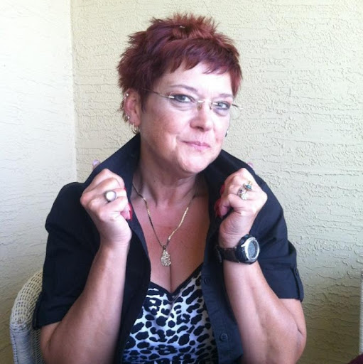 Victoria Bowen Photo 13
