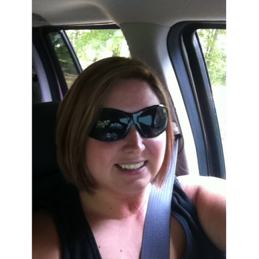 Amy Dyer Photo 14