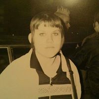 Kristen Bates Photo 17