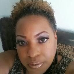 Debra Hunter Photo 33