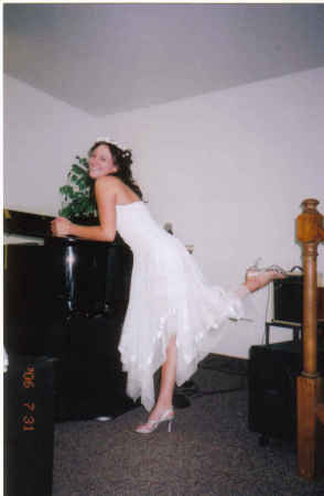 Kelli Brown Photo 20