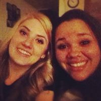 Emily Thacker Photo 22