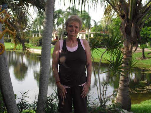 Linda Denton Photo 4