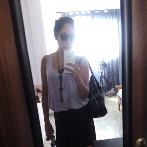 Debora Lopez Photo 15