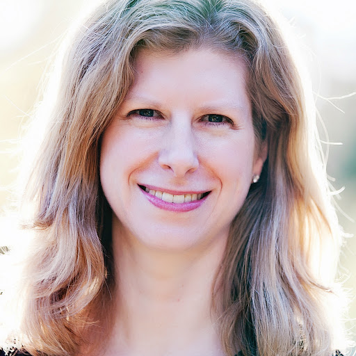 Jennifer Colvin Photo 38