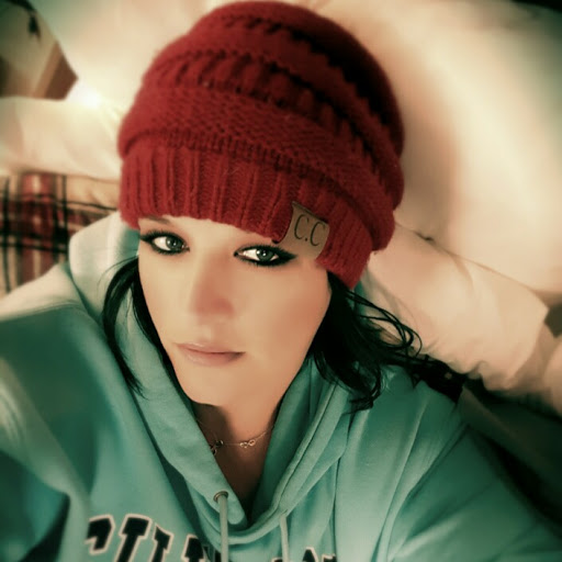 Renee Sawyer Photo 30