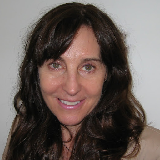 Janet Roach Photo 36