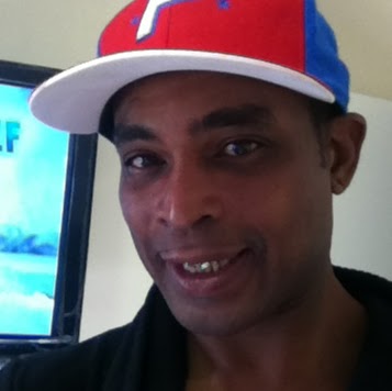 Michael Tolliver Photo 28