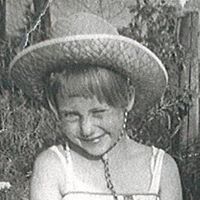 Kay Larson Photo 36
