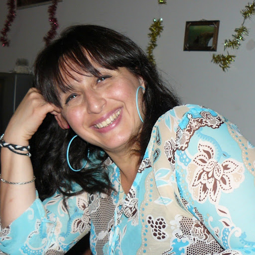 Sandra Arias Photo 8