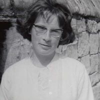 Marianne Howell Photo 7