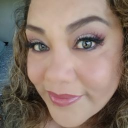 Elsa Salas Photo 5
