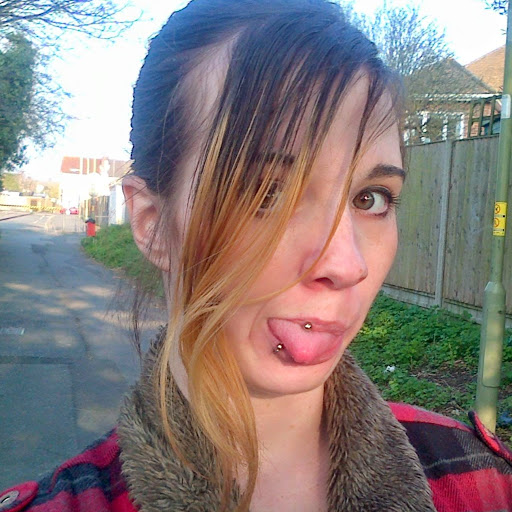 Katie Diamond Photo 27