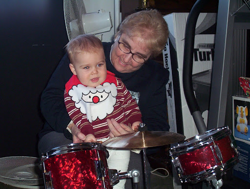 Joyce Day Photo 31