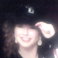 Darla Thompson Photo 9