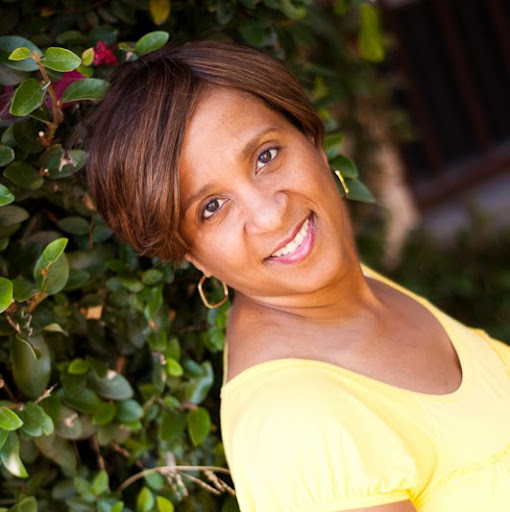 Kim Kennedy Photo 4