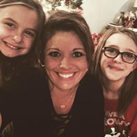 Megan Gordon Photo 35
