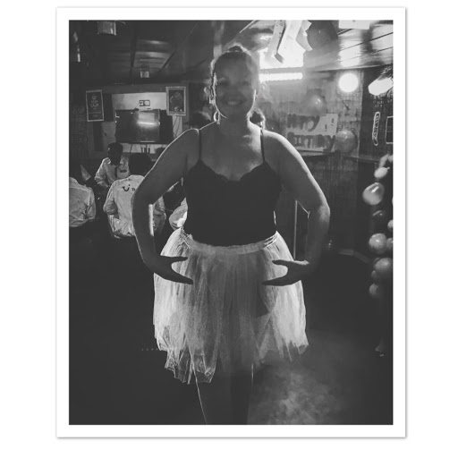 Alice March Photo 24