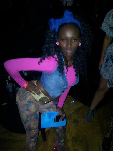 Tasia Harris Photo 22