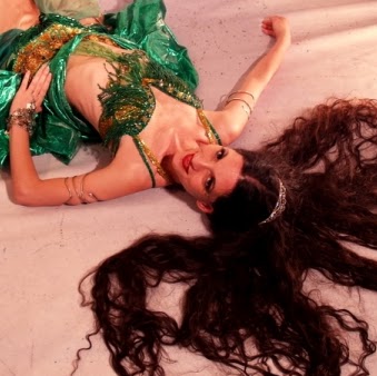 Claudia Carmona Photo 14