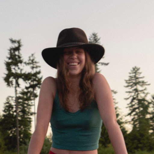 Anna Kauffman Photo 26