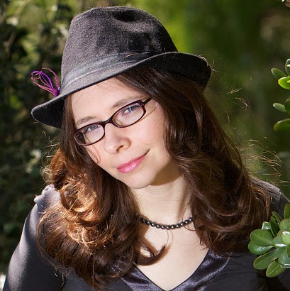 Megan Gardner Photo 17