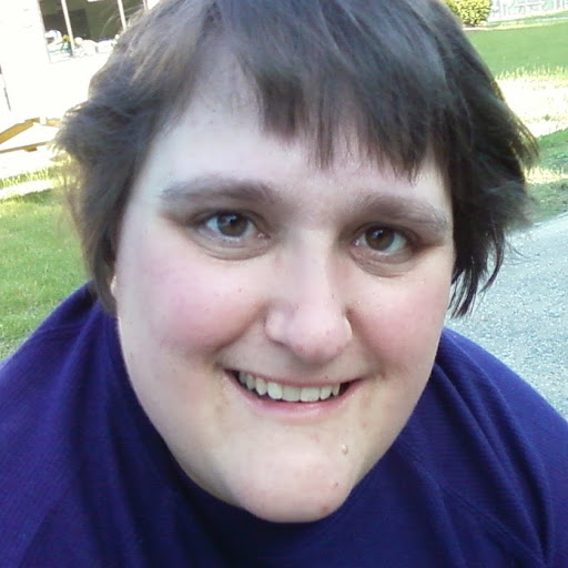 Heather Yates Photo 28