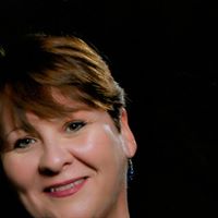 Renee Arndt Photo 9