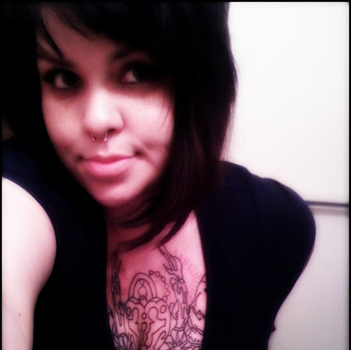 Andrea Chavarria Photo 21